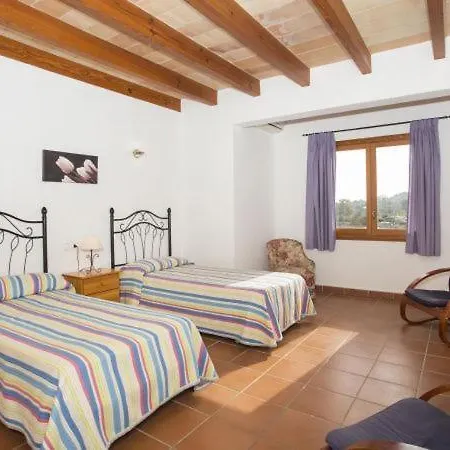 Sleeps 8 With Pool Air Con And Wifi Villa
